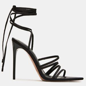 Steve Madden Premier Black Pumps